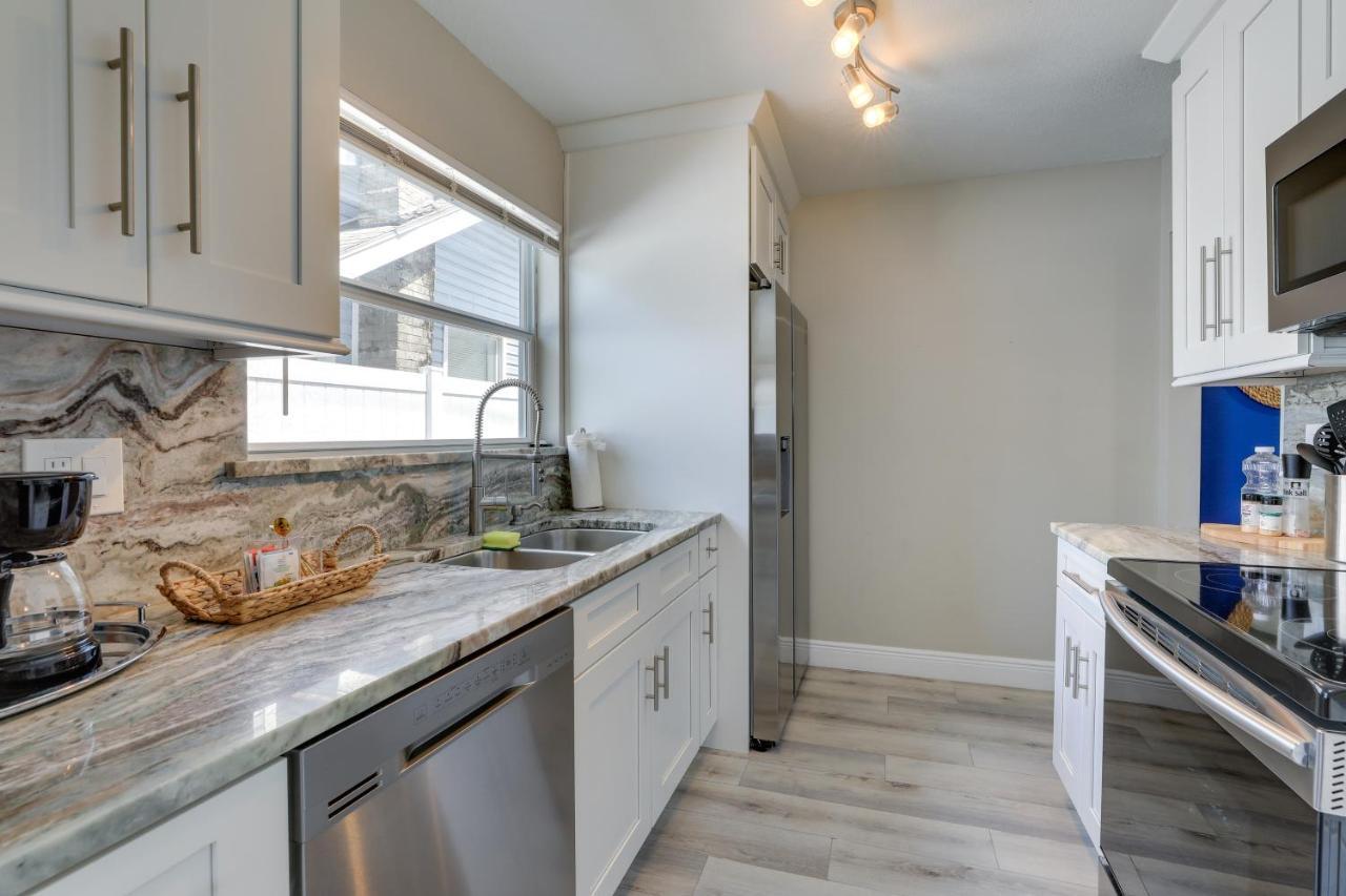 Coastal Sarasota Condo Minutes To Beach! 外观 照片
