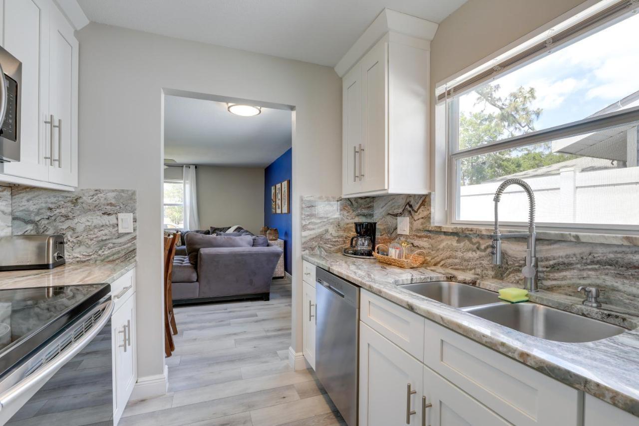 Coastal Sarasota Condo Minutes To Beach! 外观 照片